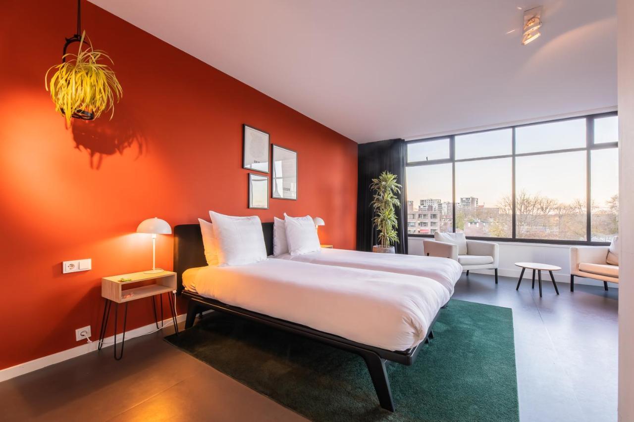 Gooiland Hotel ヒルフェルスム エクステリア 写真